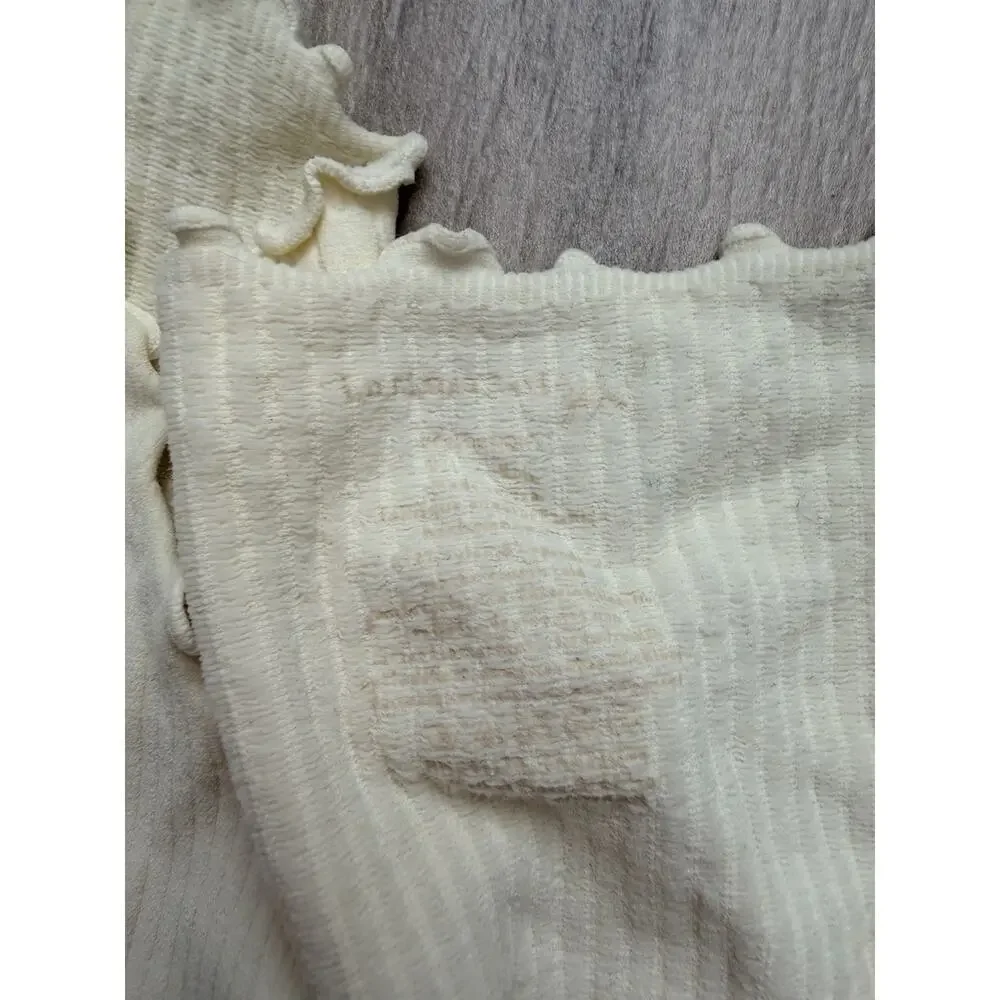 Free People Intimately M/L Scalloped Seamless Layering Top Ivory BZ